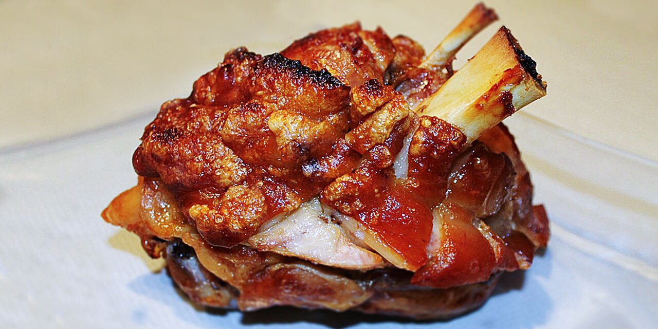 Рулька (Schweinshaxe).