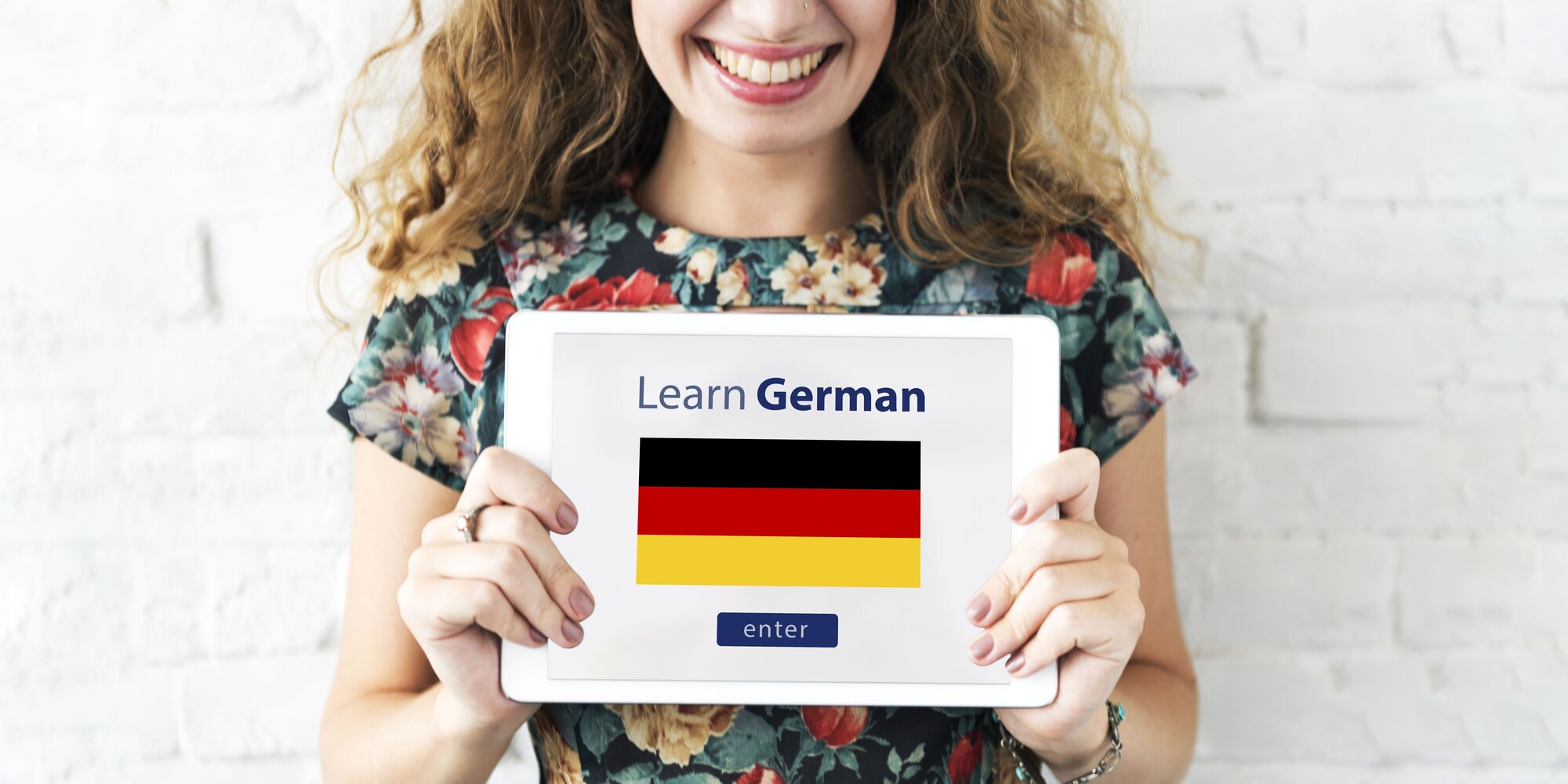 Сделать по немецкому по фото. Learn German. Немецкий язык фото. Learn German language. Студенты за границей.