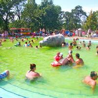 Hungarospa – Liečebné a termálne kúpele & Aquapark