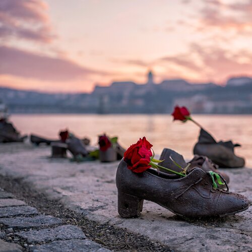 Pamätník topánok na brehu Dunaja