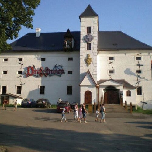 Strašideľný zámok Draxmoor