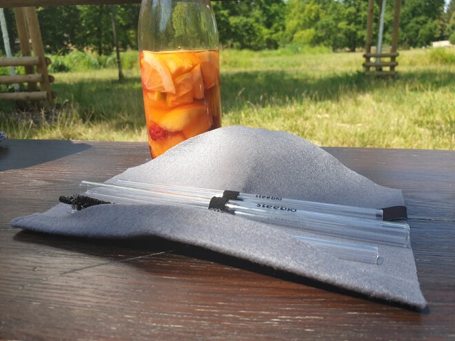 Steeblo set sklenených Straw - sivý