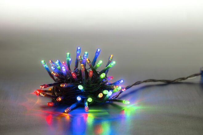 Svetelná reťaz 100 LED (farebná + transparent bez svetelných efektov)