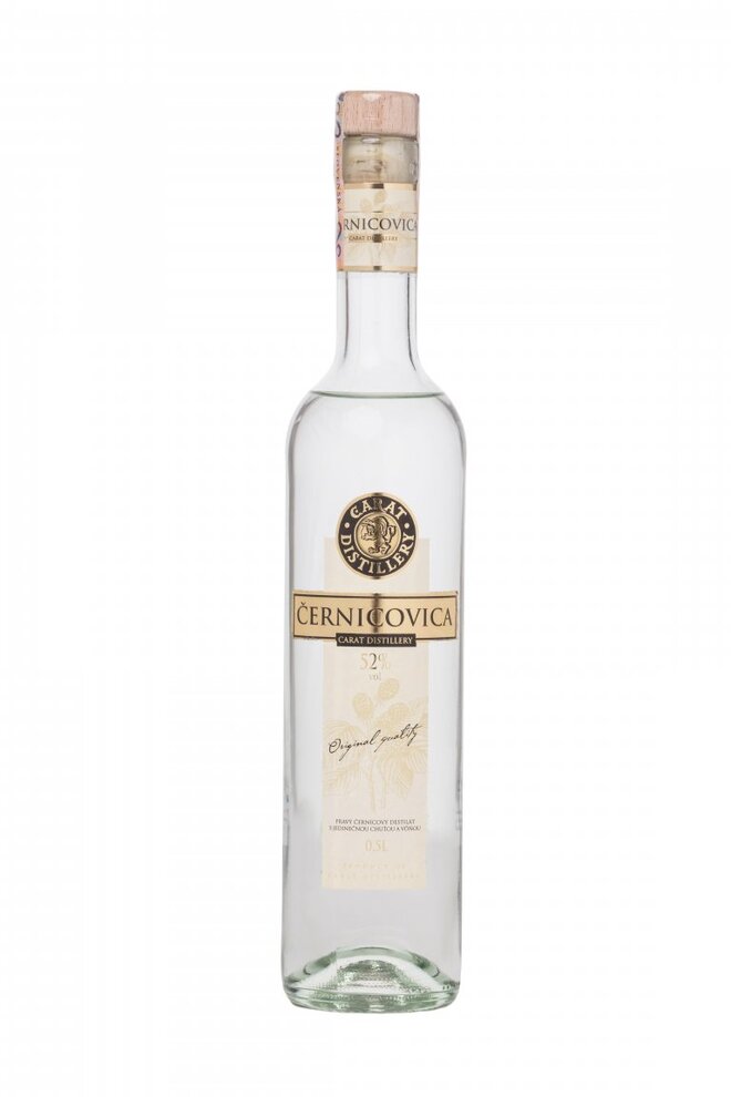 0,5 l Carat Černicovica (52 %)