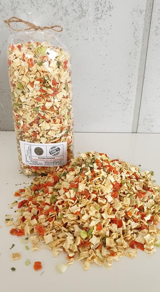 250 g Domáca vegeta bez soli / hrubá - krájaná