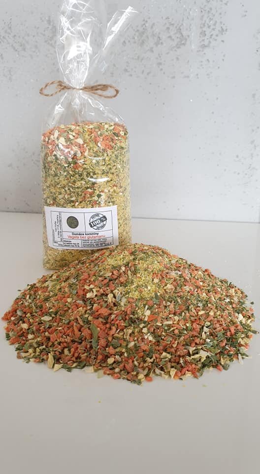 500 g Domáca vegeta so soľou a kurkumou / jemná - strúhaná