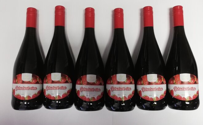 6 x 0,75 l Kartón ovocných vín ( jahoda )