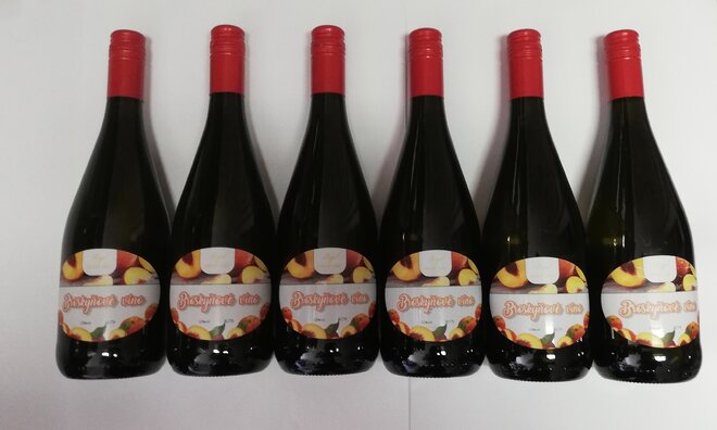 6 x 0,75 l Kartón ovocných vín ( broskyňa )