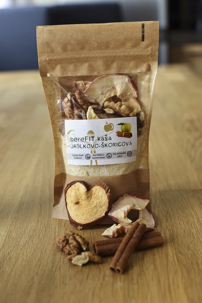 75 g BeneFIT kaša (jablkovo-škoricová)