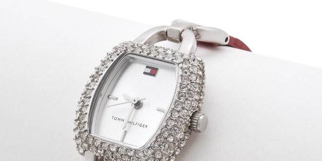 Dámske náramkové hodinky Tommy Hilfiger s červeným remienkom