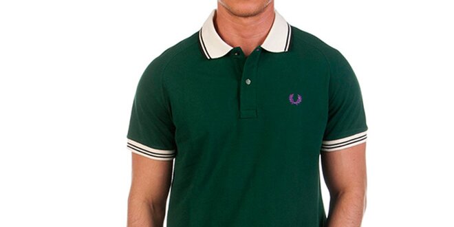 Pánske tmavo zelené polo tričko s fialovou výšivkou Fred Perry