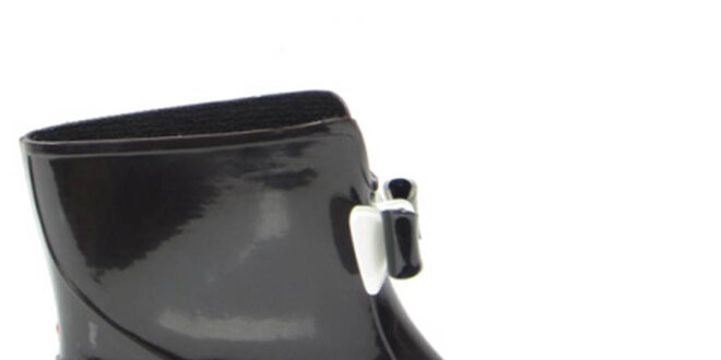 Dámske čierne členkové topánky s čierno-bielou mašličkou Favolla