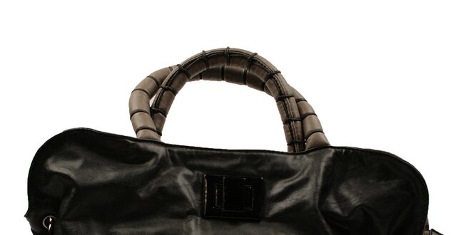 Dámska čierna kabelka s reťazou Pierre Cardin
