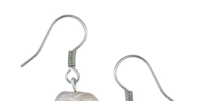 Dámske biele perlové náušnice Orchira so srdiečkami
