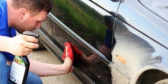 Umyte si auto pred panelákom, na parkovisku bez použitia vody !