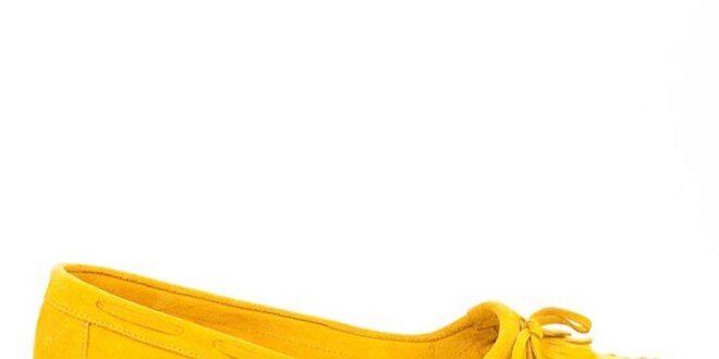Dámske žlté semišové loafers so strapcami a mašľou Bueno