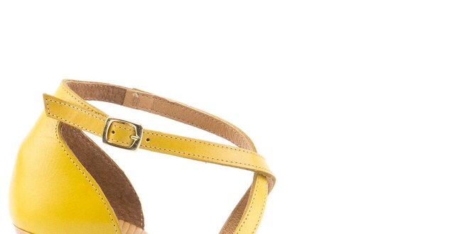 Dámske žlté kožené sandále na kline Daneris