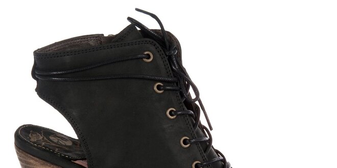 Dámske čierne kotníkové topánky Hudson s vykrojenou špičkou a pätou
