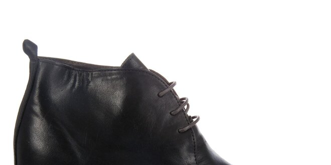 Dámske čierne kotníkové topánky Hudson