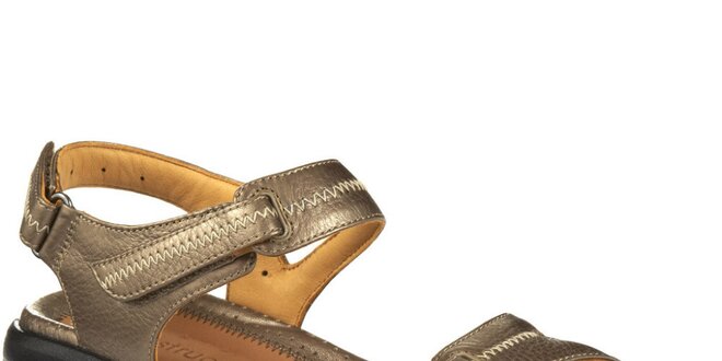 Dámske metalické kožené sandálky s prešívaním Clarks