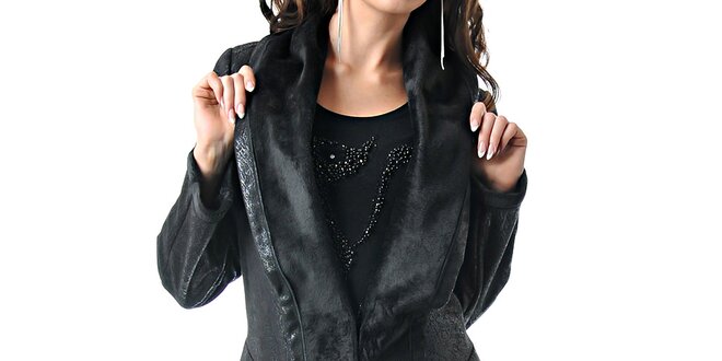 Dámsky zúžený čierny kabátik Female Fashion