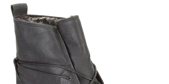 Dámske čierne členkové šnurovacie topánky s kožúškom Clarks