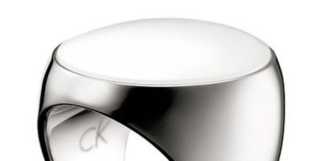 Dámsky oceľový prsteň s bielym stredom Calvin Klein