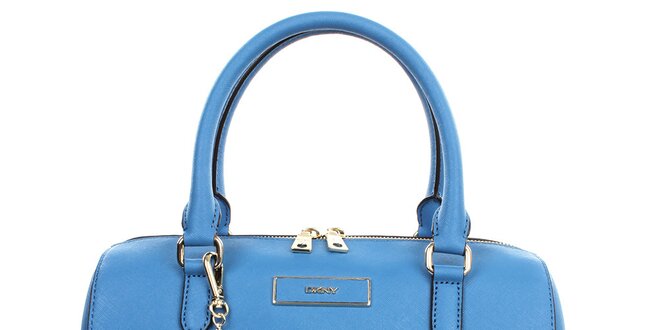 Dámska modrá kožená kabelka s príveskom v zlatom tóne DKNY