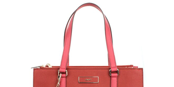 Dámska červená kožená kabelka s príveskom DKNY