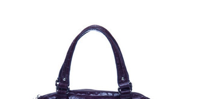 Dámska tmavo hnedá kabelka s nápismi Sisley