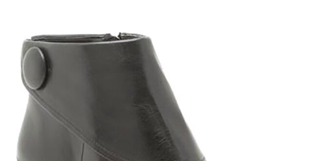 Dámske čierne členkové topánky s gombíkom Clarks