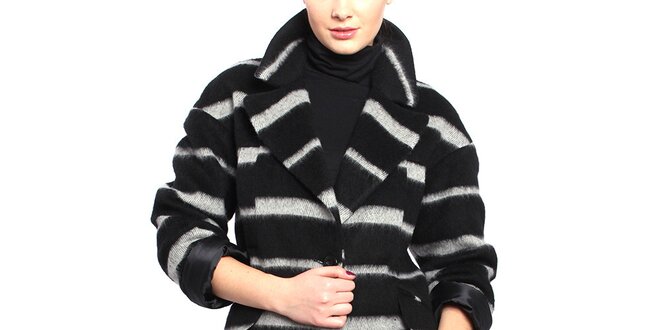 Dámsky čierno-biely pruhovaný kabát Vera Ravenna