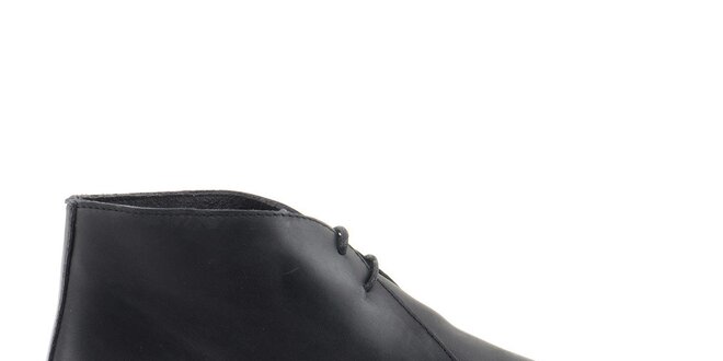 Dámske čierne členkové topánky so šnúrkou Daneris