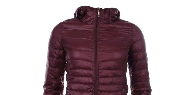 Dámsky prešívaný bordó kabát s kapucňou SMF Jeans