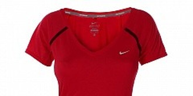 Dámske červené tričko s krátkym rukávom Nike