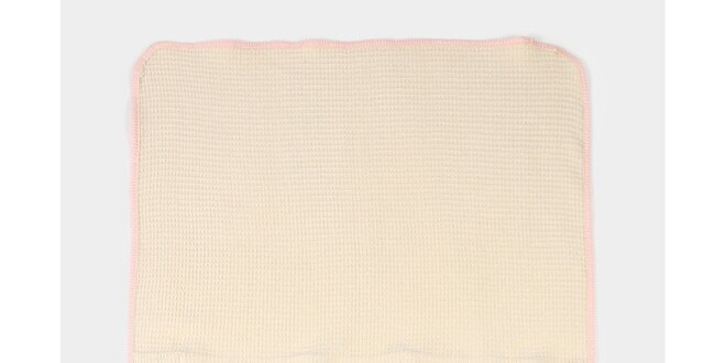 Detská broskyňová deka s ružovým lemom Naf Naf