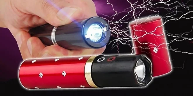 Paralyzér a LED baterka v tvare rúžu