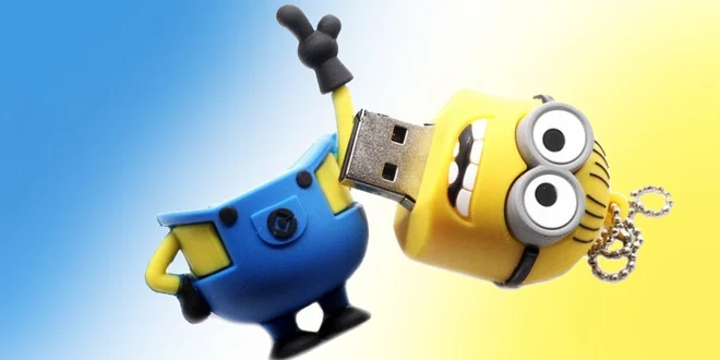 Flash USB kľúč 16 či 32 GB v tvare mimoňa