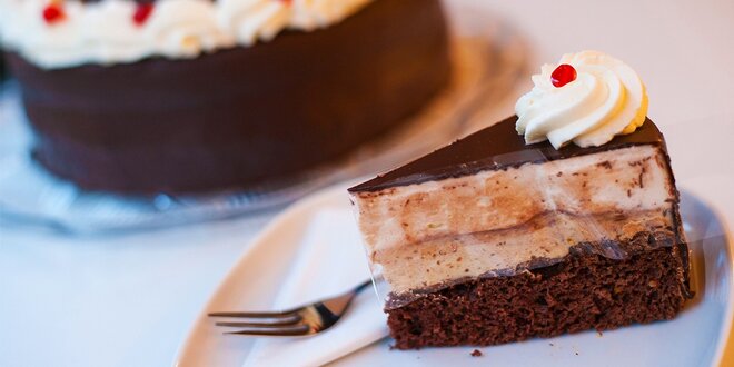 Výborné torty podľa vášho výberu: Sacher, Harlekýn, Jadranská alebo Ovocná