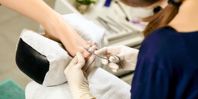 Medicinálna pedikúra alebo pedikúra s masážou
