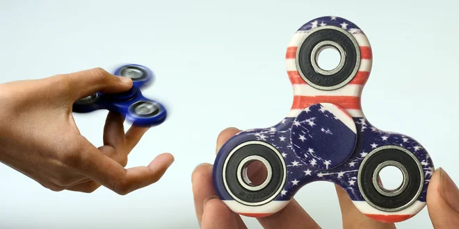 Fidget Spinner s americkou vlajkou a inými vzormi