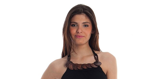 Dámske čierne šaty Cristian Lay s dreveným náhrdelníkom