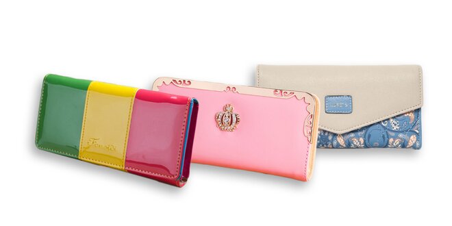 Dámske farebné peňaženky