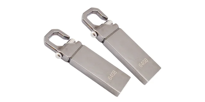 64 GB USB kľúč 2.0