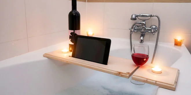 Drevená wellness podložka do vane