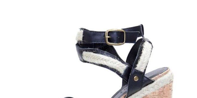 Dámske čierne kožené sandále Sandalo na vysokom kline