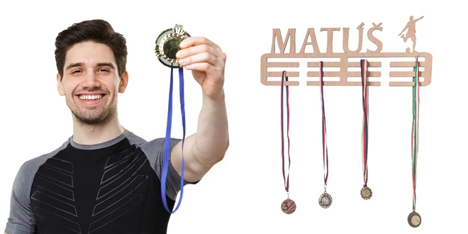 Personalizovaný vešiak na medaily