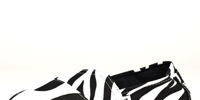 Čierno-biele espadrilles so zebrým vzorom a bielou podrážkou Mom's