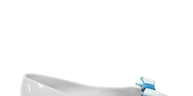 Dievčenské biele balerínky s azurovou mašľou Favolla