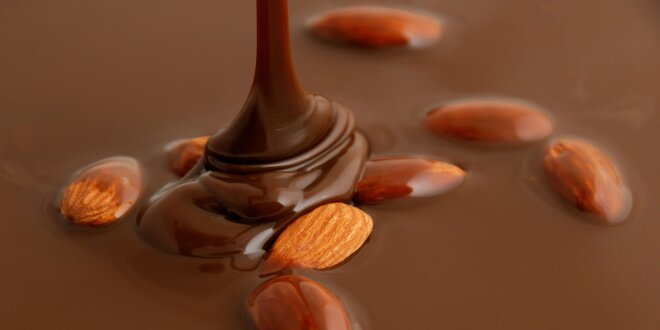 17 druhov ovocia a orechov v mliečnej čokoláde
